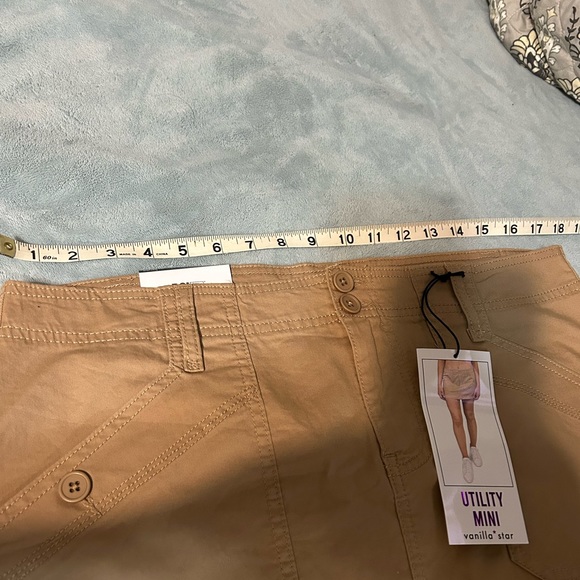 Vanilla star utility mini skirt - Picture 3 of 6